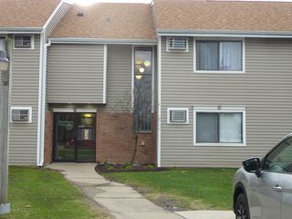 3900 Bayside Drive 3, Palatine, IL 60074