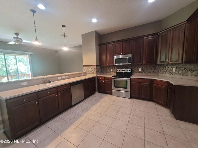 680 CHESTWOOD CHASE Drive, Orange Park, FL 32065