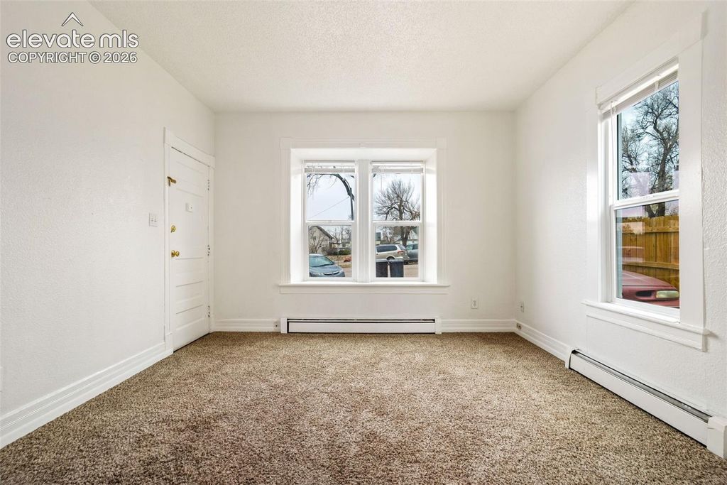 326 E St Vrain Street, Colorado Springs, CO 80903 — photo 4