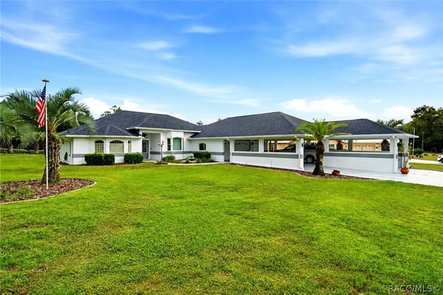 7414 W Pinebrook Street, Crystal River, FL 34429