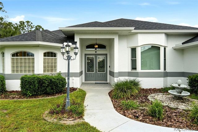 7414 W Pinebrook Street, Crystal River, FL 34429