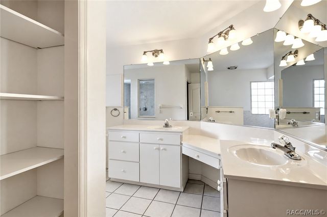 7414 W Pinebrook Street, Crystal River, FL 34429