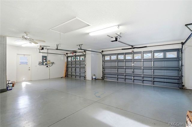 7414 W Pinebrook Street, Crystal River, FL 34429