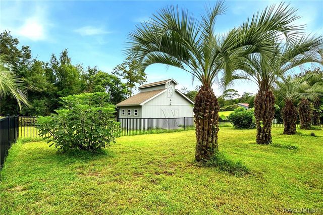 7414 W Pinebrook Street, Crystal River, FL 34429