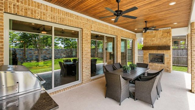 2418 Sandhill Crest Lane, Brookshire, TX 77423