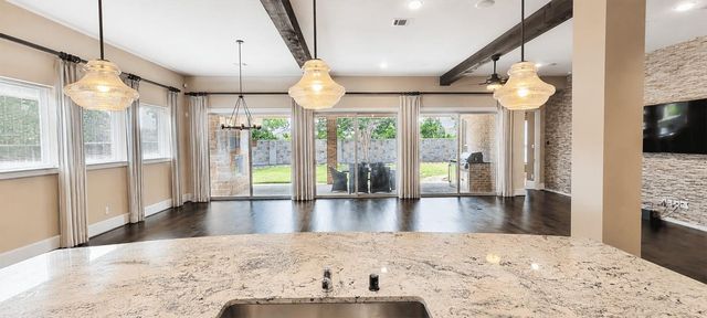 2418 Sandhill Crest Lane, Brookshire, TX 77423