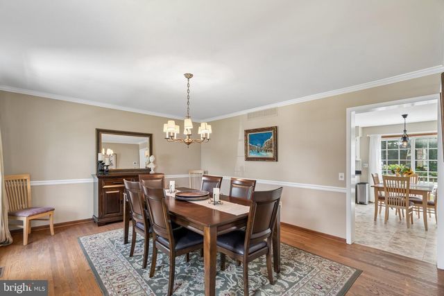 25 PERIWINKLE DR, Mount Laurel, NJ 08054