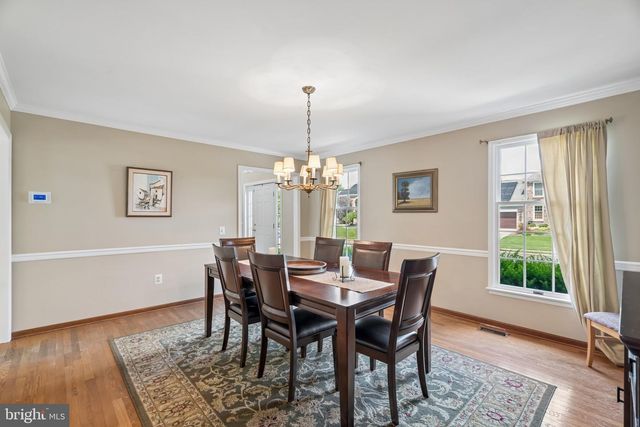 25 PERIWINKLE DR, Mount Laurel, NJ 08054
