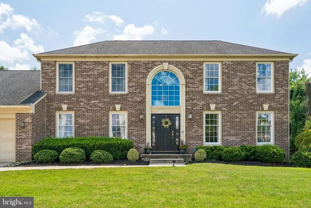 25 PERIWINKLE DR, Mount Laurel, NJ 08054