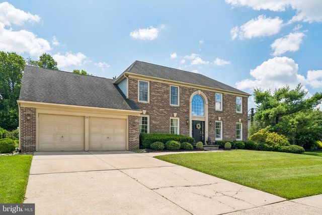 25 PERIWINKLE DR, Mount Laurel, NJ 08054