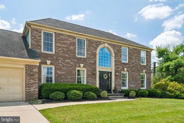 25 PERIWINKLE DR, Mount Laurel, NJ 08054