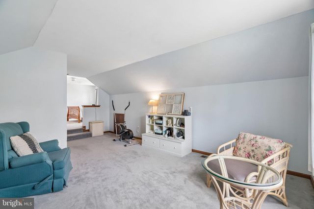 25 PERIWINKLE DR, Mount Laurel, NJ 08054