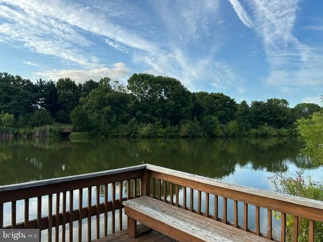 25 PERIWINKLE DR, Mount Laurel, NJ 08054
