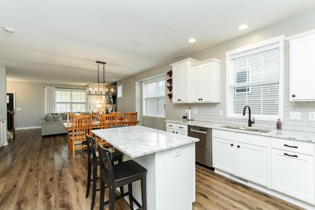 1411 Century Point Lane NE, Rochester, MN 55906