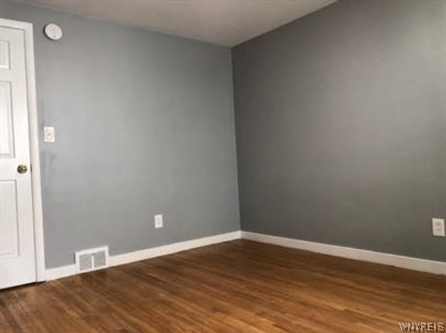 405 Grover Cleveland Highway, Amherst, NY 14226