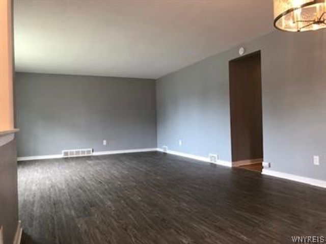 405 Grover Cleveland Highway, Amherst, NY 14226