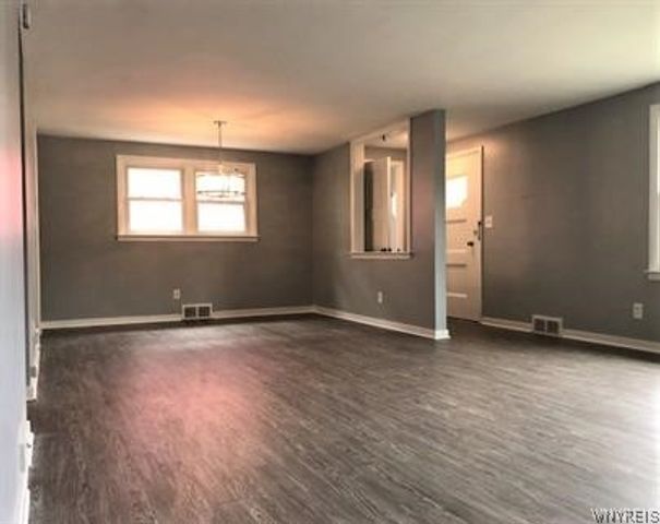 405 Grover Cleveland Highway, Amherst, NY 14226