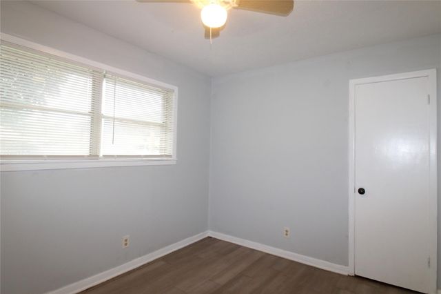 402 Chandler Drive, Baytown, TX 77521