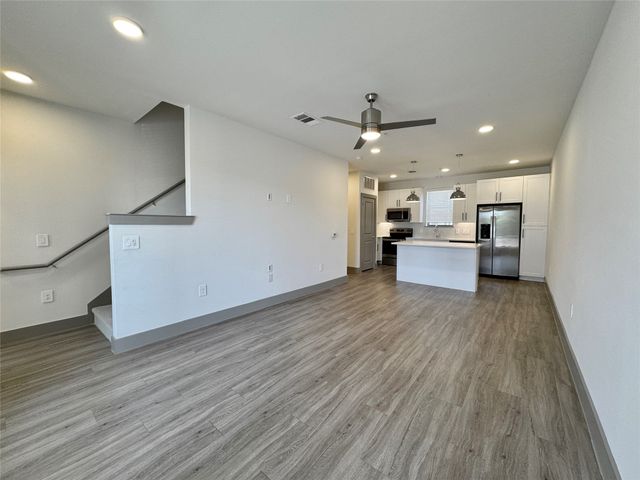 4020 McEwen Road 4107, Farmers Branch, TX 75244