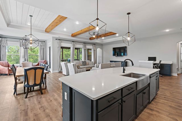 7743 Thayer Rd, Nolensville, TN 37135