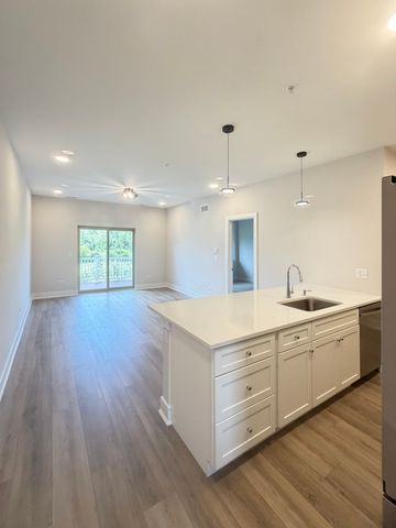 110 Lily Lane, Wheeling, IL 60090