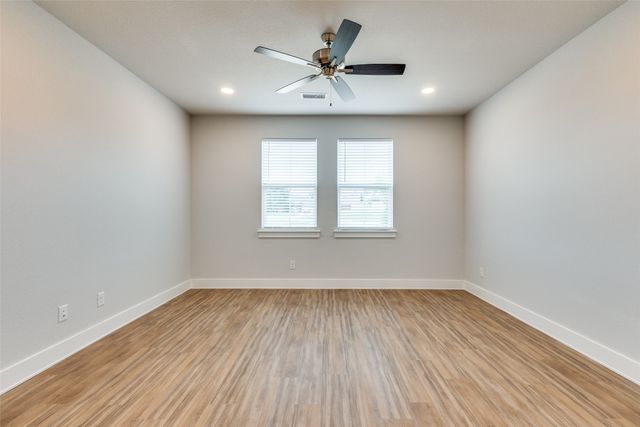 9521 Thorncrown Lane, Fort Worth, TX 76179