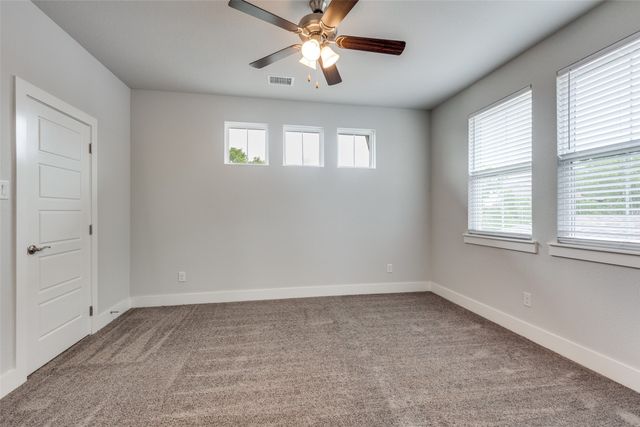 9521 Thorncrown Lane, Fort Worth, TX 76179