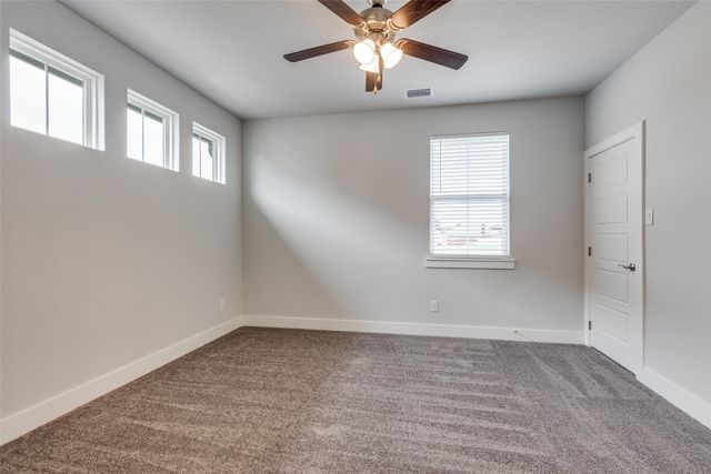 9521 Thorncrown Lane, Fort Worth, TX 76179