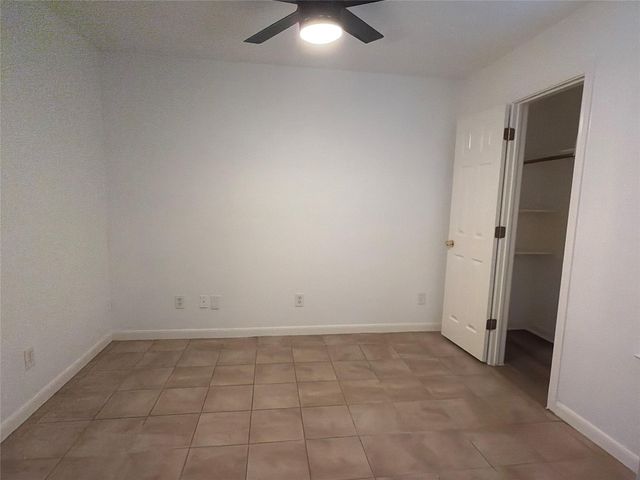 103 N Mockingbird CIR, Cedar Creek, TX 78612