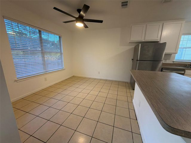 103 N Mockingbird CIR, Cedar Creek, TX 78612