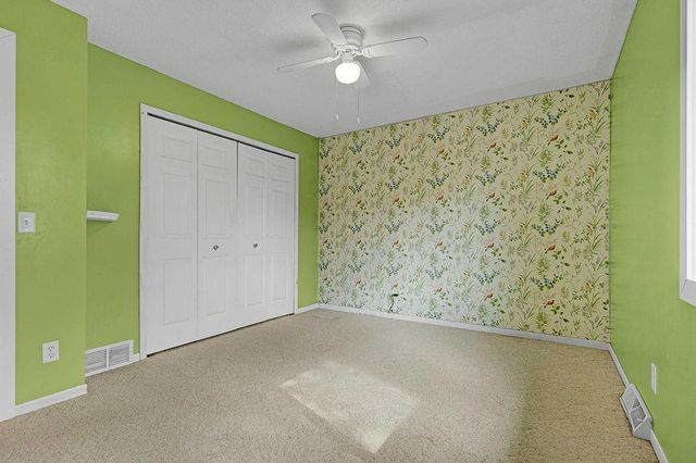 39333 Everett Avenue, North Branch, MN 55056