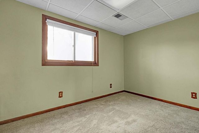 39333 Everett Avenue, North Branch, MN 55056