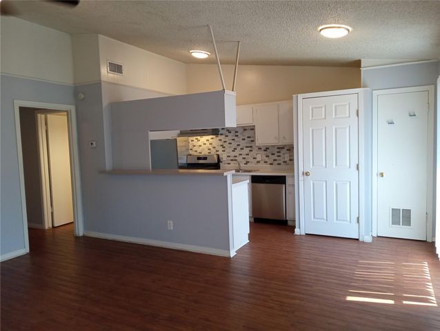 606 W 51 ST 103, Austin, TX 78751