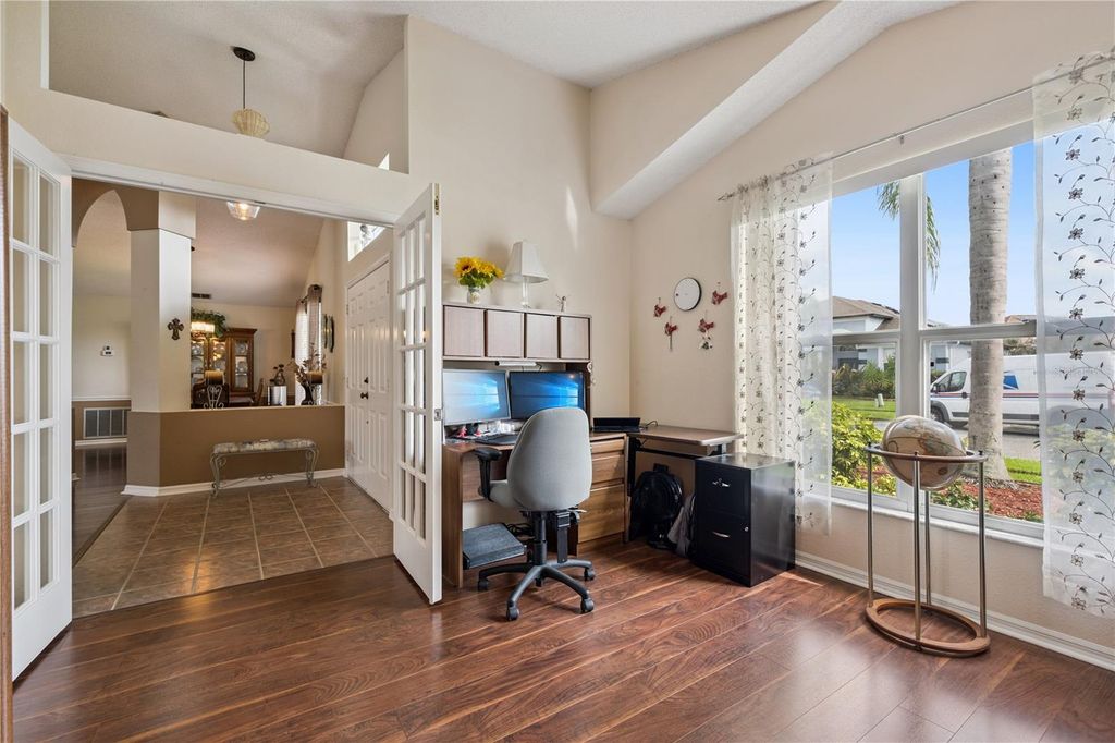 Image 11 of property listing at 3828 BROOKMYRA DRIVE, Orlando, FL 32837