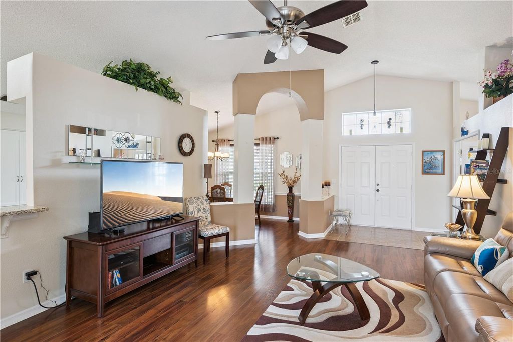 Image 7 of property listing at 3828 BROOKMYRA DRIVE, Orlando, FL 32837