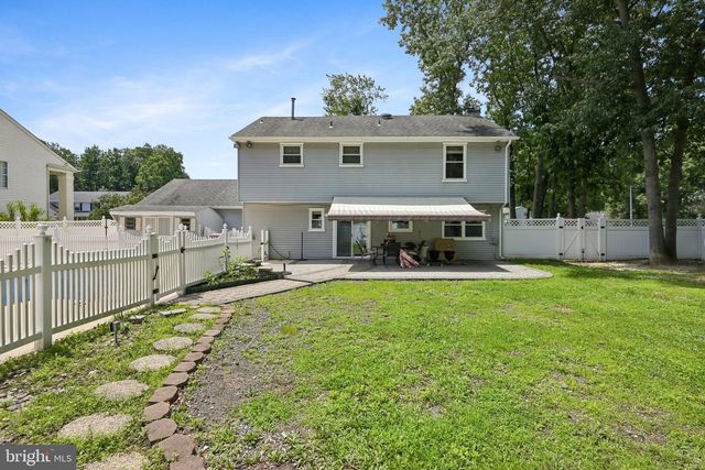 205 BRECKENRIDGE DR, Sicklerville, NJ 08081