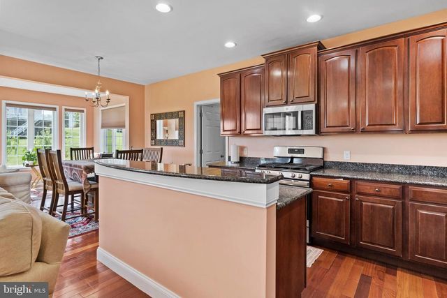 6 BELLA VISTA DRIVE, Mechanicsburg, PA 17050