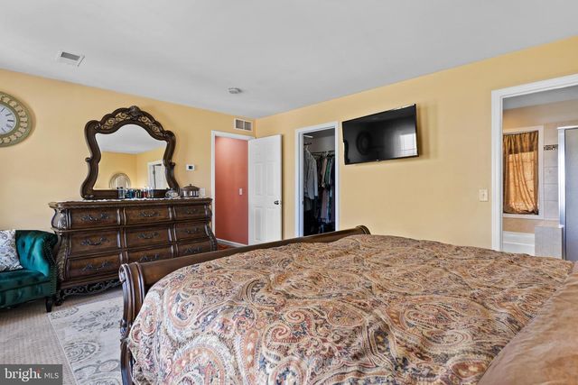 6 BELLA VISTA DRIVE, Mechanicsburg, PA 17050