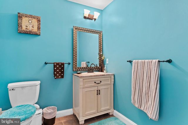 6 BELLA VISTA DRIVE, Mechanicsburg, PA 17050