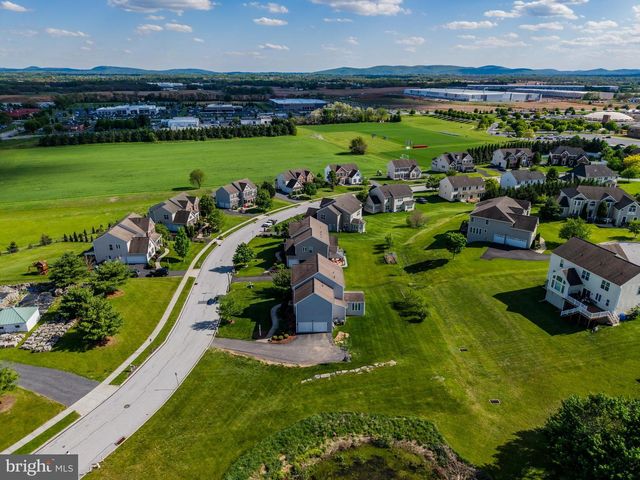 6 BELLA VISTA DRIVE, Mechanicsburg, PA 17050