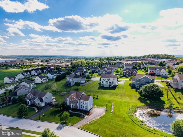 6 BELLA VISTA DRIVE, Mechanicsburg, PA 17050
