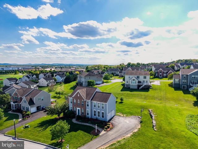 6 BELLA VISTA DRIVE, Mechanicsburg, PA 17050