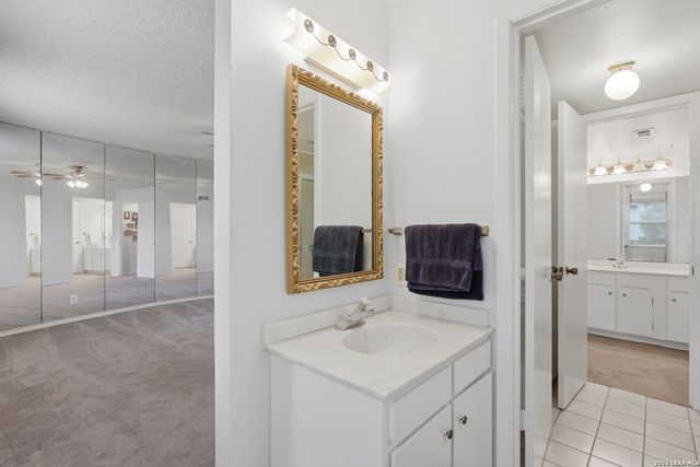 10959 Crown Park Lane, San Antonio, TX 78239
