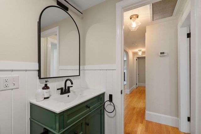13 Center Hill Rd., Kingston, MA 02364