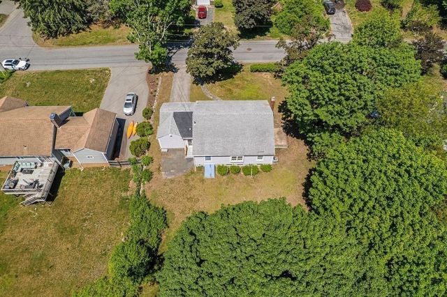 13 Center Hill Rd., Kingston, MA 02364