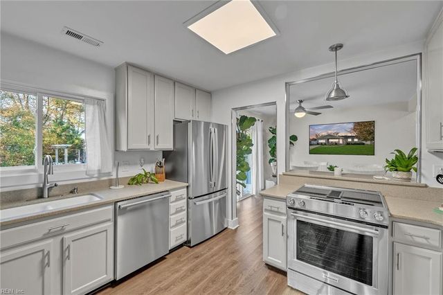 8461 Larrymore AVE, Norfolk, VA 23518