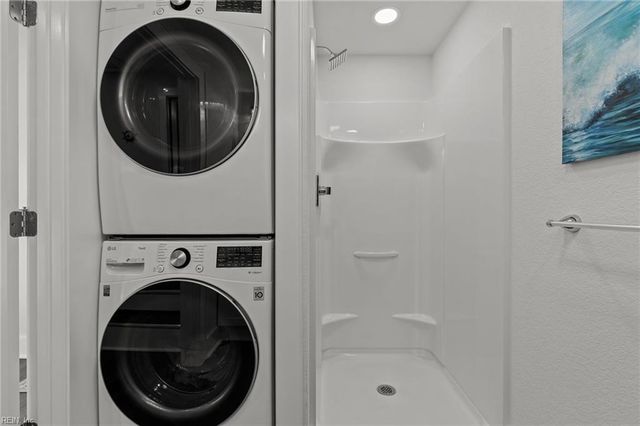 8461 Larrymore AVE, Norfolk, VA 23518