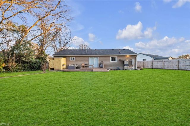 8461 Larrymore AVE, Norfolk, VA 23518