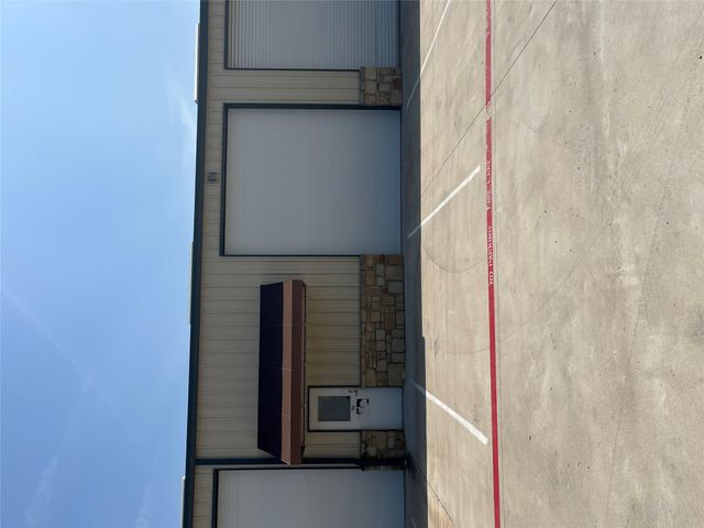 4819 R O DR 104, Spicewood, TX 78669