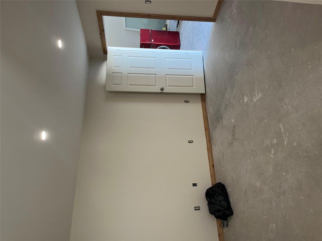 4819 R O DR 104, Spicewood, TX 78669